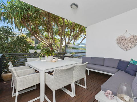COASTAL CHIC @ CASUARINA - Accommodation Sunshine Coast 1