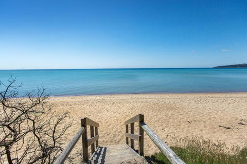 COASTAL HAVEN - DROMANA - Accommodation Sunshine Coast 3