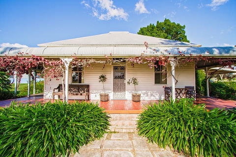 Cockfighters Ghost Vineyard Accommodation - Accommodation Sunshine Coast 0