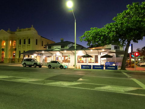 Coffee House Apartment Motel - Accommodation Sunshine Coast 1