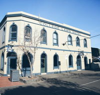 College Lawn Hotel - Accommodation Sunshine Coast