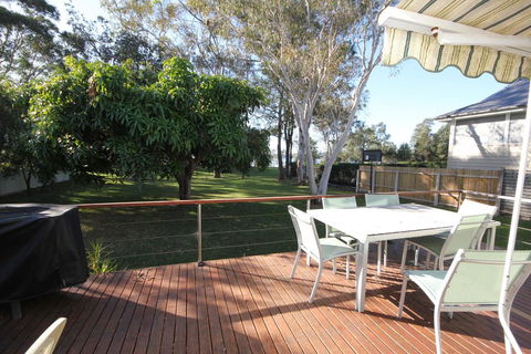 COLMER HOUSE At Dunbogan - Accommodation Sunshine Coast 2