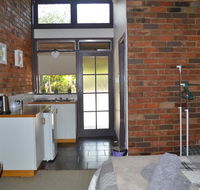 Colonial Motel - Accommodation Sunshine Coast