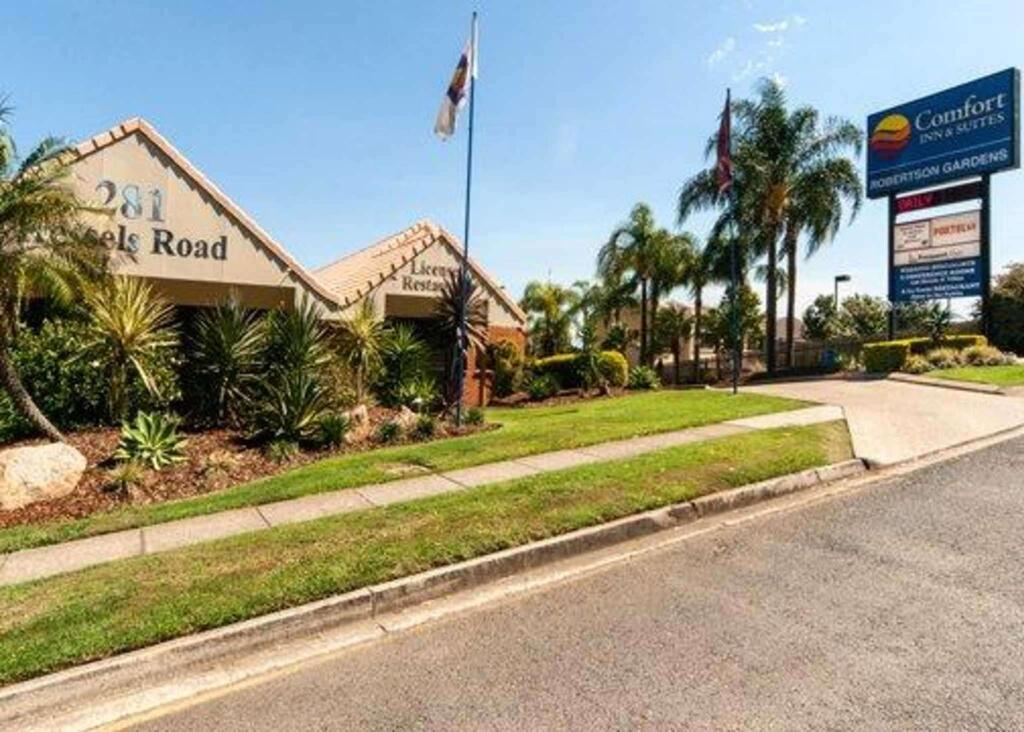 Nathan QLD Accommodation Sunshine Coast