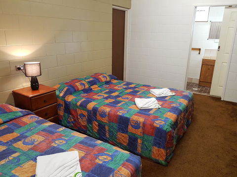 Commercial Hotel - Accommodation Sunshine Coast 0