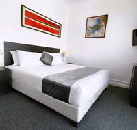 Commercial Hotel Hay - Accommodation Sunshine Coast