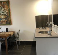 Coonawarra Cabins Unit A - Accommodation Sunshine Coast
