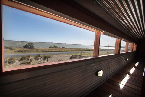 Coorong Aurora - Breathtaking Waterfront Escape - Accommodation Sunshine Coast 0