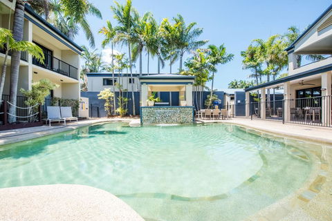 Coral Cay Resort - Accommodation Sunshine Coast 0
