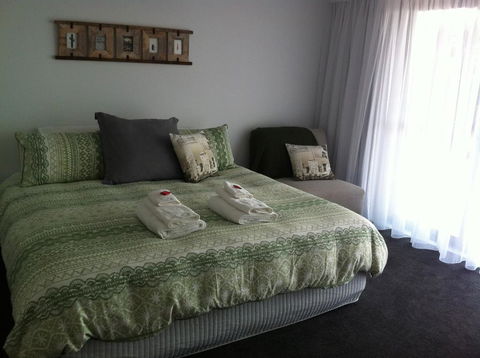Corinella On The Esplanade Bed & Breakfast - Accommodation Sunshine Coast 2