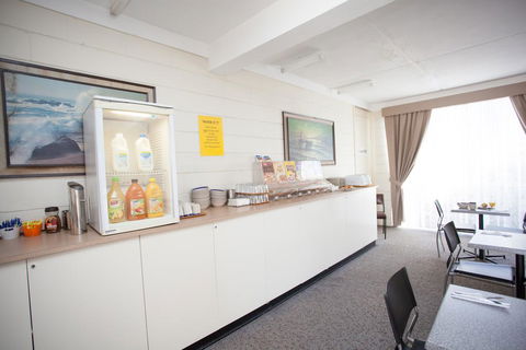 Corio Bay Motel - Accommodation Sunshine Coast 1