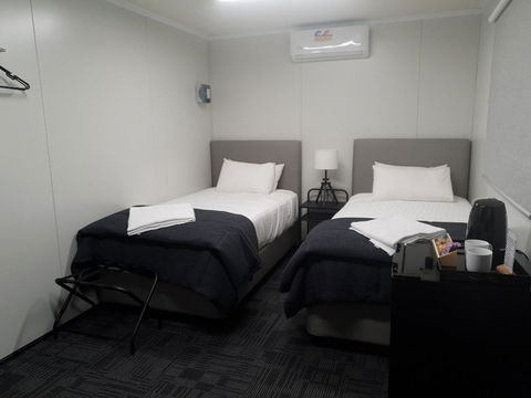 Cornwall House Accommodation - Accommodation Sunshine Coast 1