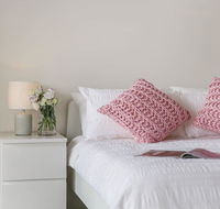 Cosy 3BR Penthouse close to Westfield and Train - Accommodation Sunshine Coast