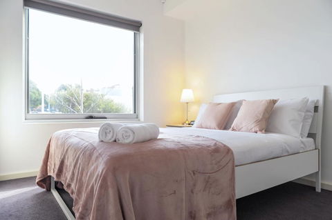 Cosy Apartment Near Racecourse - Accommodation Sunshine Coast 3