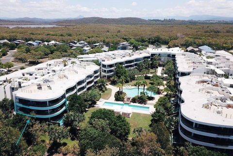 COTTON BEACH 94 - MID-FLOOR PENTHOUSE - Accommodation Sunshine Coast 2