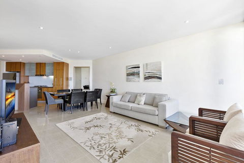 COTTON BEACH SUITE 108 - Accommodation Sunshine Coast 1