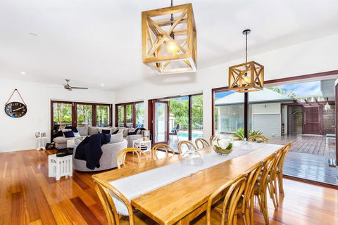 Cottonwood Beach House @ Corporate Boardies - Accommodation Sunshine Coast 2