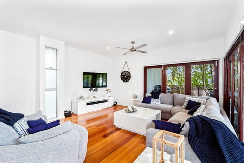 Cottonwood Beach House @ Corporate Boardies - Accommodation Sunshine Coast 1
