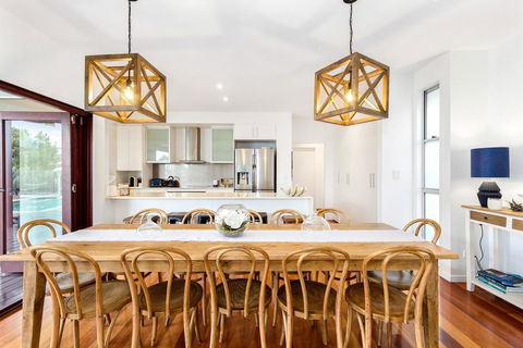 Cottonwood Beach House @ Corporate Boardies - Accommodation Sunshine Coast 3