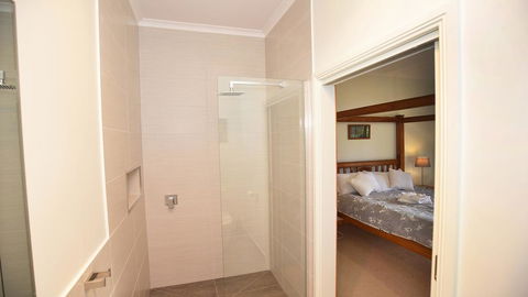 Country Lane Cottage - Accommodation Sunshine Coast 3
