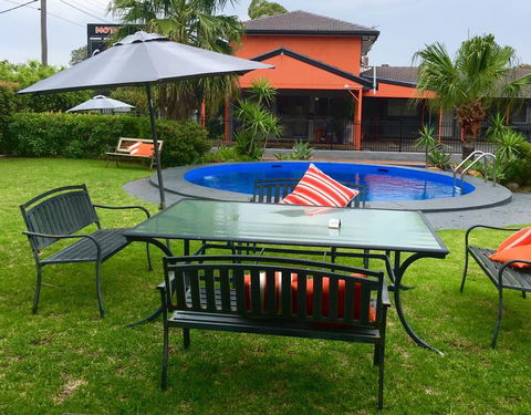 Country Leisure Motor Inn - Accommodation Sunshine Coast 1