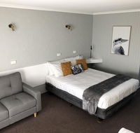 Country Roads Motor Inn - Accommodation Sunshine Coast