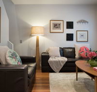 Courthouse Orchid Villa 6 - Accommodation Sunshine Coast