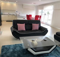 Cowes Holiday Haven - Property 2 - Accommodation Sunshine Coast