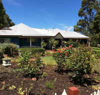 Crabapple Lane - Accommodation Sunshine Coast