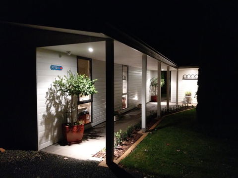 Cradle At Casa Blanca Country Retreat - Accommodation Sunshine Coast 2