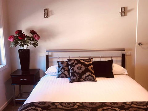 Creekside Apartment - Accommodation Sunshine Coast 0
