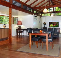 Crystal Creek Rainforest Retreat - Accommodation Sunshine Coast