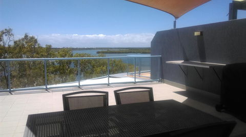 Crystal Waters Picnic Point - Accommodation Sunshine Coast 1