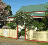 Cuddledoon Cottages Rutherglen - Accommodation Sunshine Coast