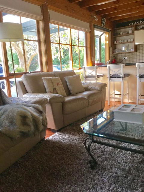 Cumquat Cottage - Accommodation Sunshine Coast 3