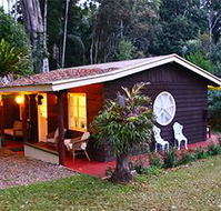 Curtis Cottage - Accommodation Sunshine Coast