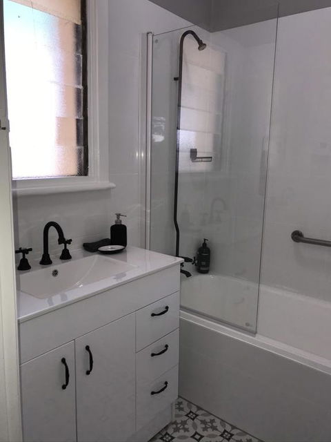 Cute And Cosy II - Events, Workers, Getaways. - Accommodation Sunshine Coast 3