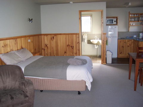 D'Altons Resort - Accommodation Sunshine Coast 2