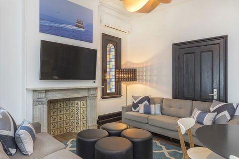 Dalziel Lodge - Accommodation Sunshine Coast 1