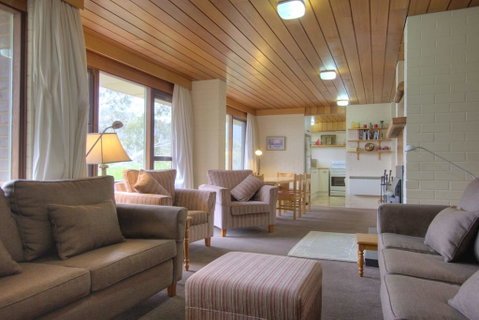 Dauphine 3/23 Townsend Street - Accommodation Sunshine Coast 0