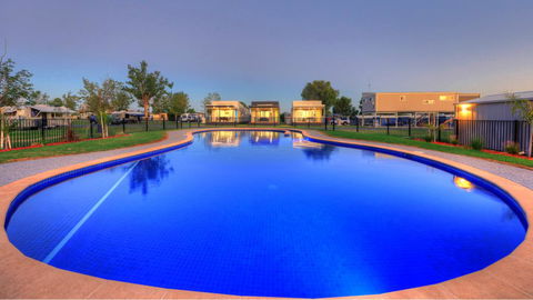 DC On The Lake - Accommodation Sunshine Coast 0