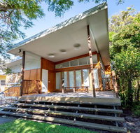 Decked out for a Fantastic Holiday - Winnett St Woorim Upstairs only - Accommodation Sunshine Coast