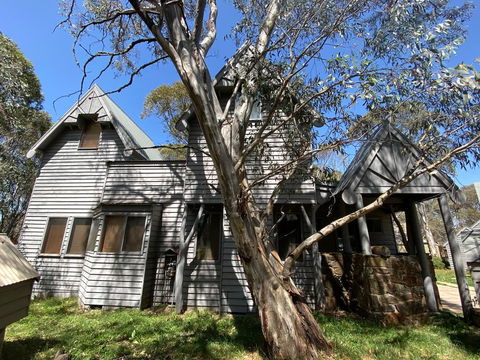 Deep Powder - Accommodation Sunshine Coast 3