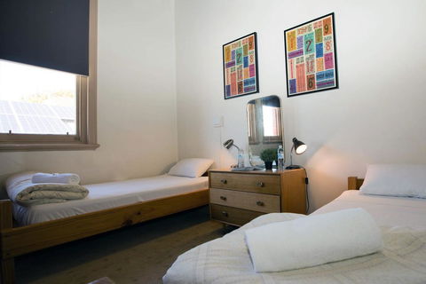 Delatite Hotel - Accommodation Sunshine Coast 0
