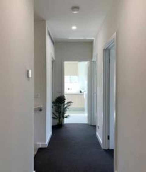 Delicate And Peaceful Bundoora Townhouse 10 - Accommodation Sunshine Coast 3