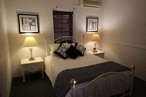 Dempster Cottage - Accommodation Sunshine Coast 2