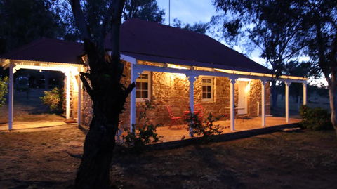 Dempster Cottage - Accommodation Sunshine Coast 0
