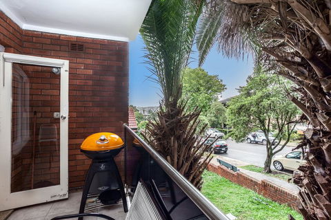 DENHAM DAZE (I677) -L'Abode - Accommodation Sunshine Coast 2