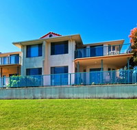 Dolphins 2 7 Commodore Crescent - Accommodation Sunshine Coast