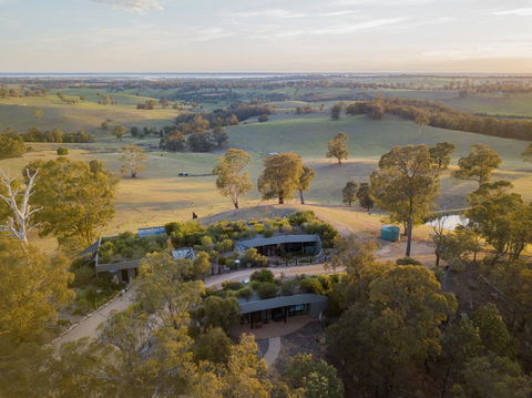 Down To Earth Farm Retreat - Accommodation Sunshine Coast 1